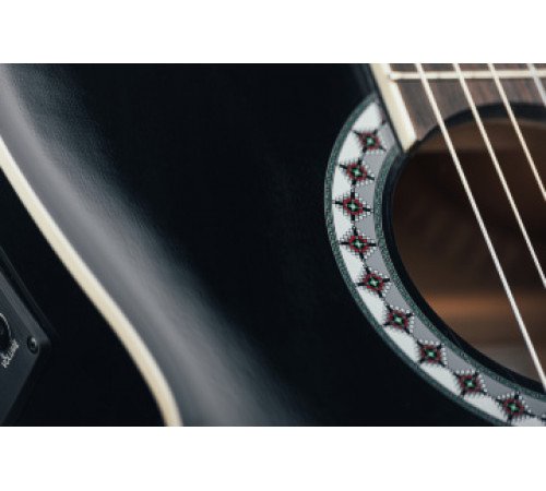 GEWApure E-Classic guitar Basic Black 4/4 Классическая гитара с подключением
