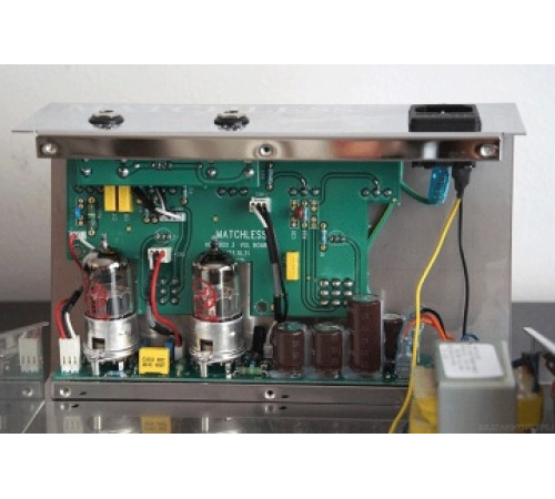 MATCHLESS HB-SLVR Hot Box III предусилитель для электрогитары напольный ламповый двухканальный